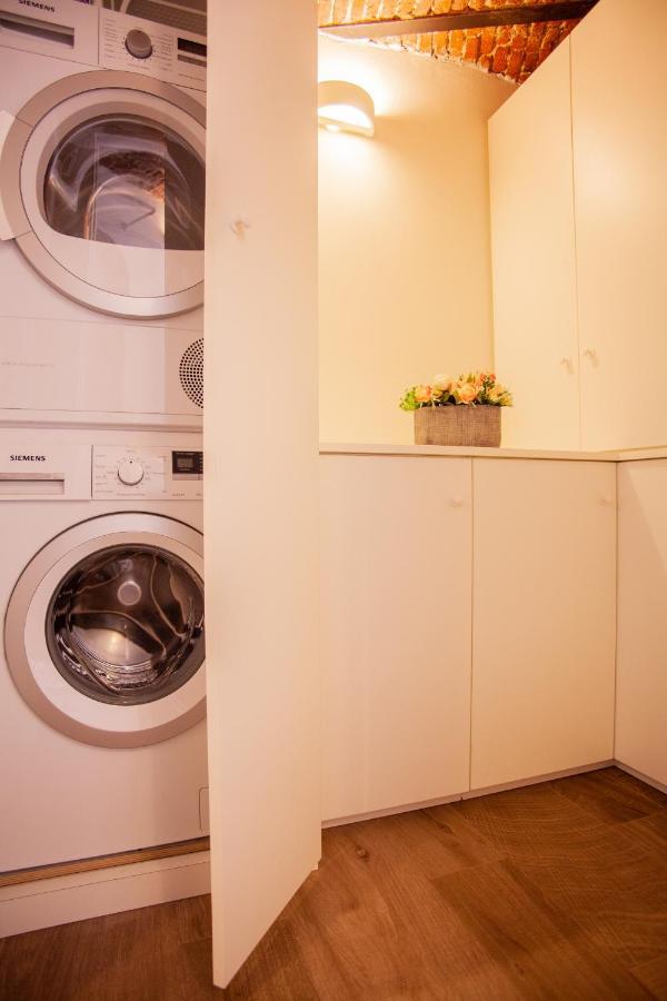 Ferienwohnung VIA ALFIERI, 15 - Vecchie atmosfere Mailand Exterior foto
